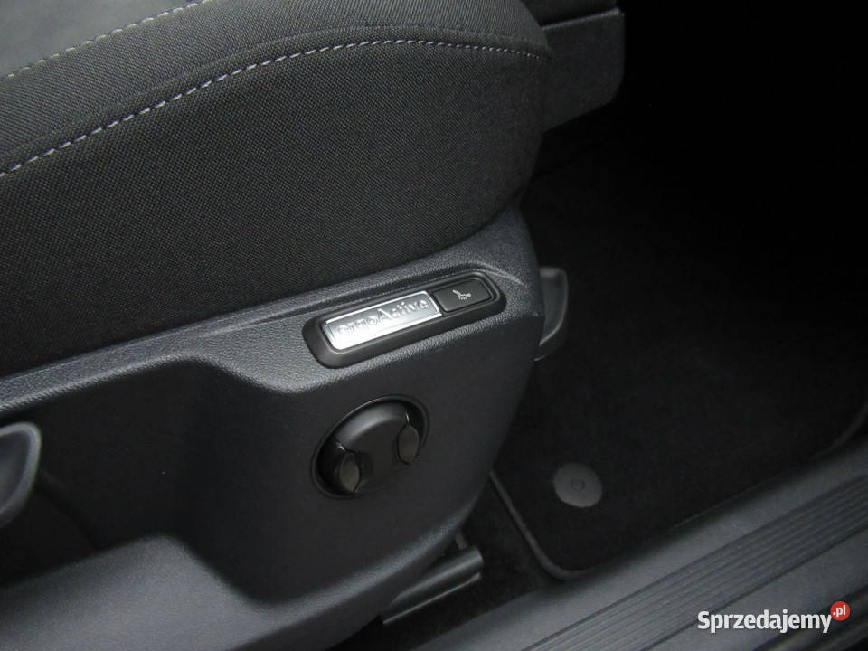 Volkswagen Tiguan BEZSZKODOWY MARTWE POLE Masaż Warszawa