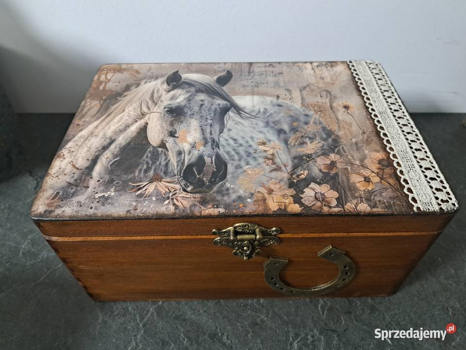 Szkatułka z koniem kuferek duży drewniany opolskie Kędzierzyn-Koźle