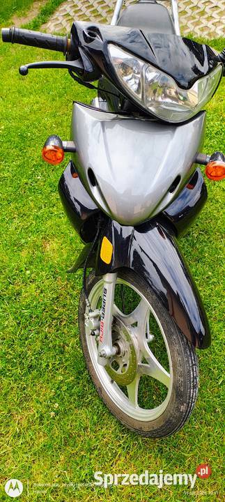 Skuter motorower Rok produkcji 2004 Łódź