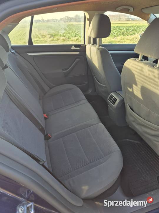 Volkswagen JETTA 16 Benzyna Sieradz