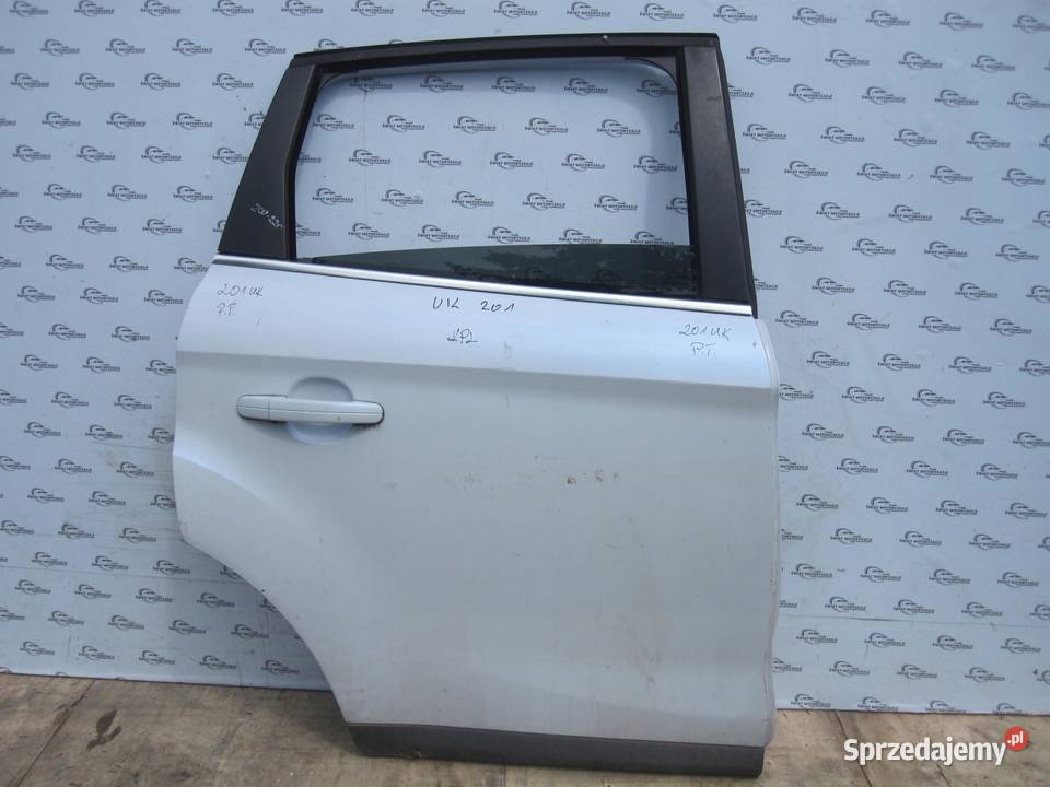 FORD KUGA MK1 I drzwi prawe tył osobowe świętokrzyskie