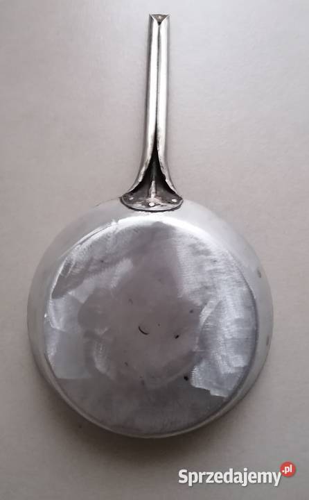 Patelnia żeliwna średnica 24 Łódź