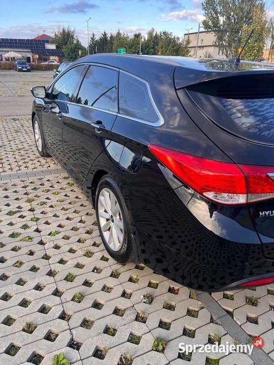 Hyundai I40 ST 17CRDI prywatny doinwestowany dwa nieuszkodzony Mielec