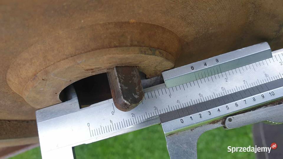 Koło pasowe stalowe 200 mm 2X17mm OTW fi 38 mm Grybów