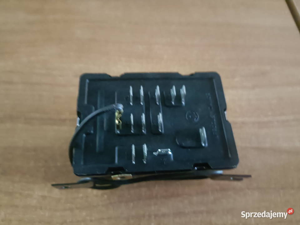 Przerywacz kierunkowskazu TPK 8040