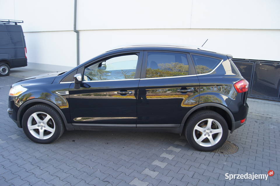 Ładny bez rdzy uszanowany TITANIUM Kuga mazowieckie