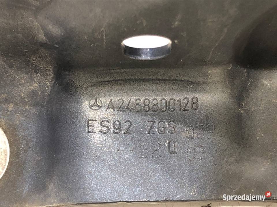 ZAWIAS MASKI LEWY PRZÓD MERCEDES W246 Minivan