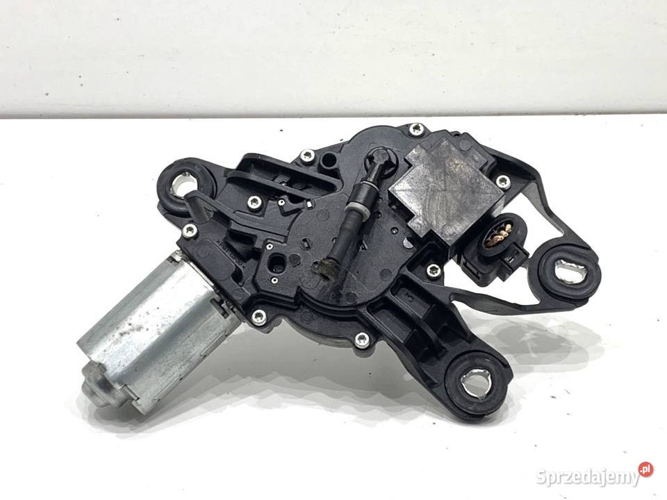 SILNIK WYCIERACZEK TYŁ VW GOLF V 0390201800