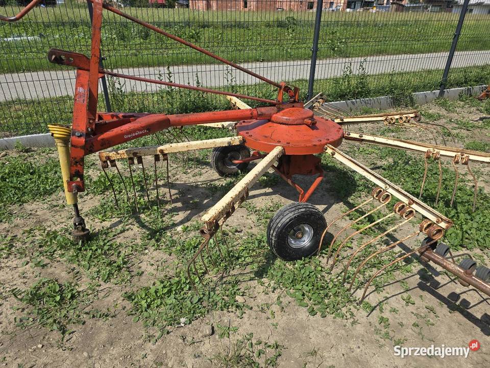 Zgrabiarka grabarka Pottinger pająk beczkowóz Ropa