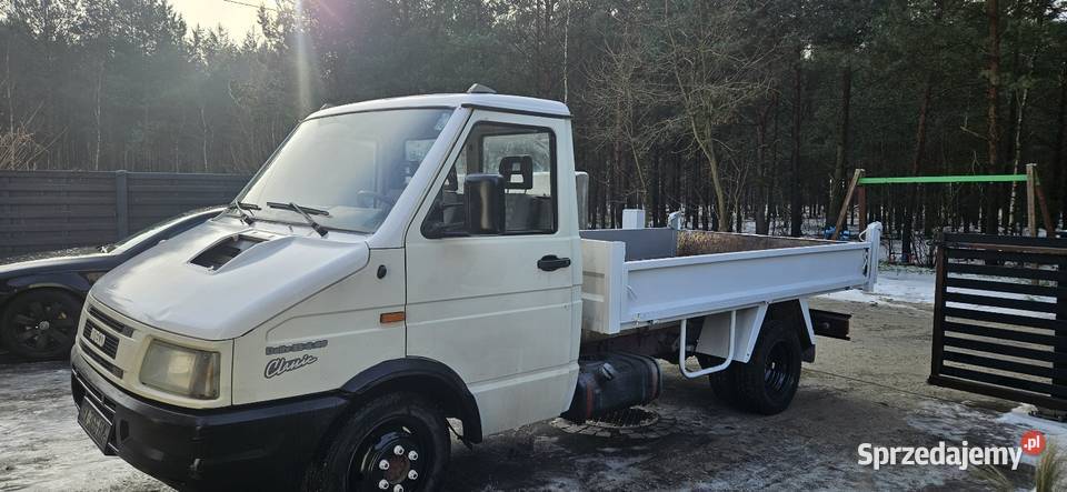 MAŁA WYWROTKA transport materiałów sypkich Transport towarów