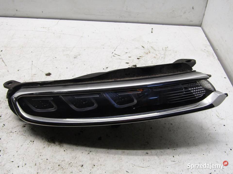 LAMPA ŚWIATŁO DRL LED PRAWY PRZÓD CITROEN C3 III Oświetlenie