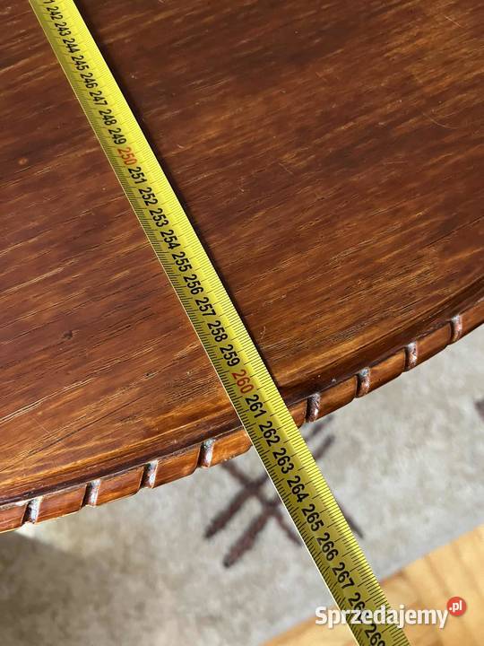 Stół rzeźbiony Łańcut