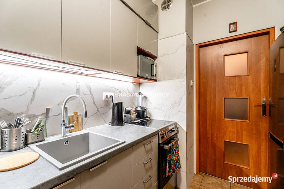 sprzedaży mieszkania 3374m2 2 pokoje Kraków Liczba pokoi 2