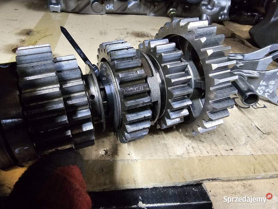 Suzuki gsf 1200 skrzynia biegów wałek wałki tryb