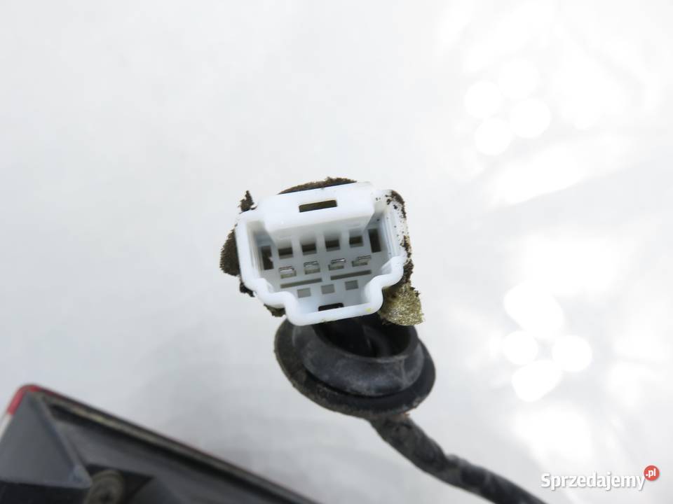 LAMPA PRAWA TYLNA CITROEN CCROSSER VUVV 22087920