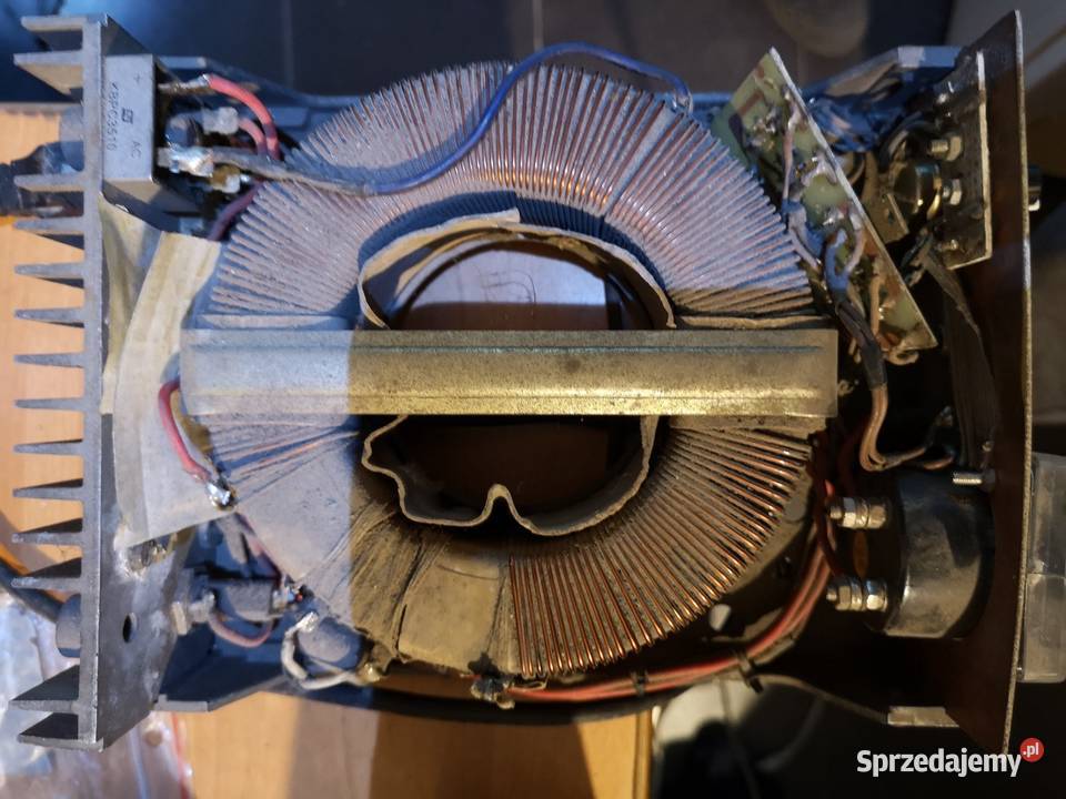 Prostownik rosyjski 12 Volt i niemiecki 612 volt Borowno sprzedam