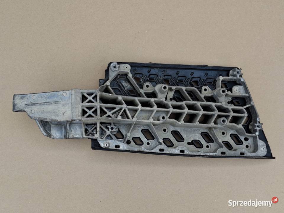 VOLVO FH5 FM5 STOPIEŃ PRAWY DOLNY TREP NAKŁADKA