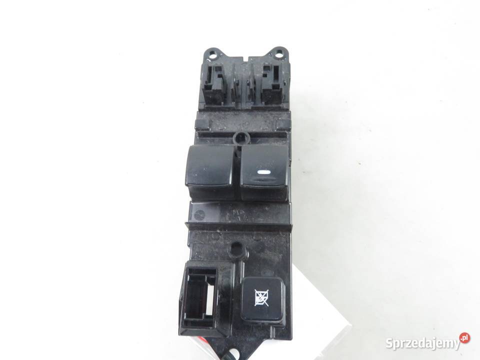 PANEL SZYB MITSUBISHI SPACE STAR II 8608A330