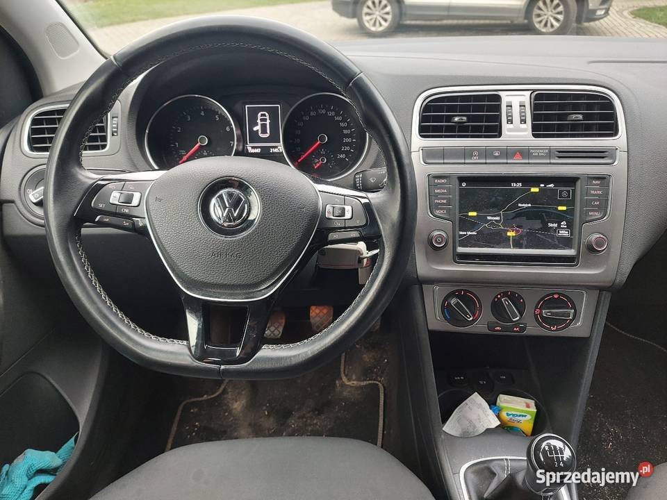 Volkswagen Polo 12 tsi lift klima alufelgi system Start-Stop Wronki