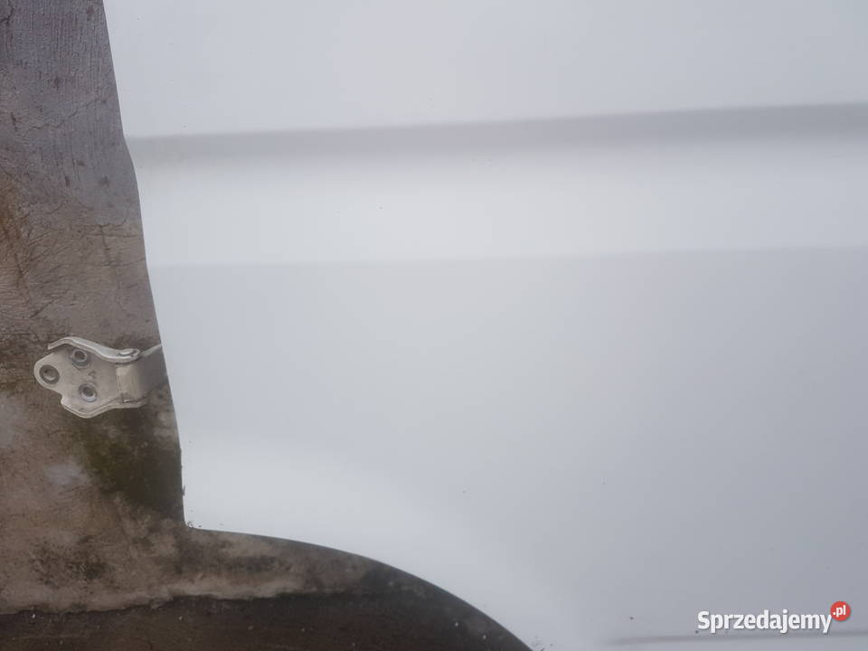 Iveco Daily 4 0611 drzwi przód przednie lewe części blacharskie dolnośląskie Legnica