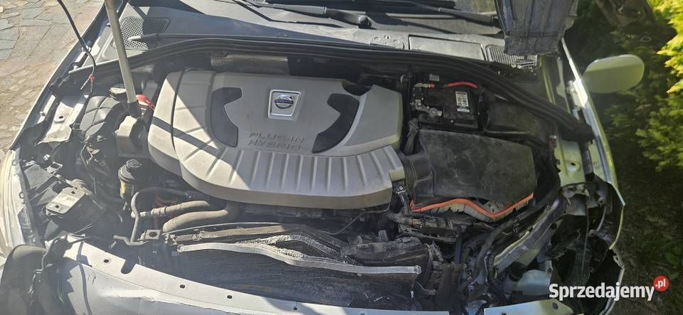 Volvo V60 D6 Plug In Hybrid Uszkodzony V60 sprzedam
