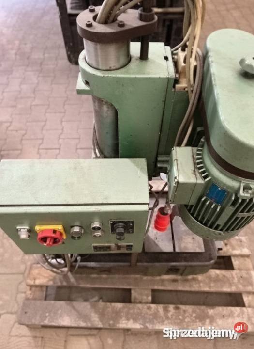 Przemysłowa nitownica orbitalna CHIRON Werke łódzkie