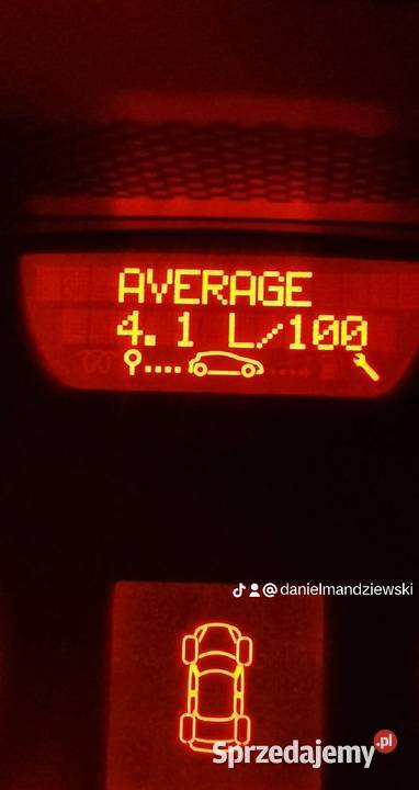 Megane Renault 4.5l/ 100 km tani i oszczędny