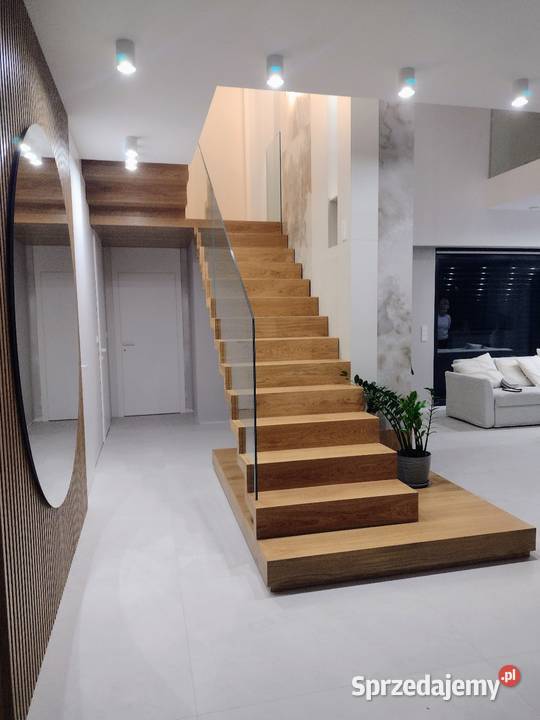 Schody dywanowe samonośne i na beton Bełchatów