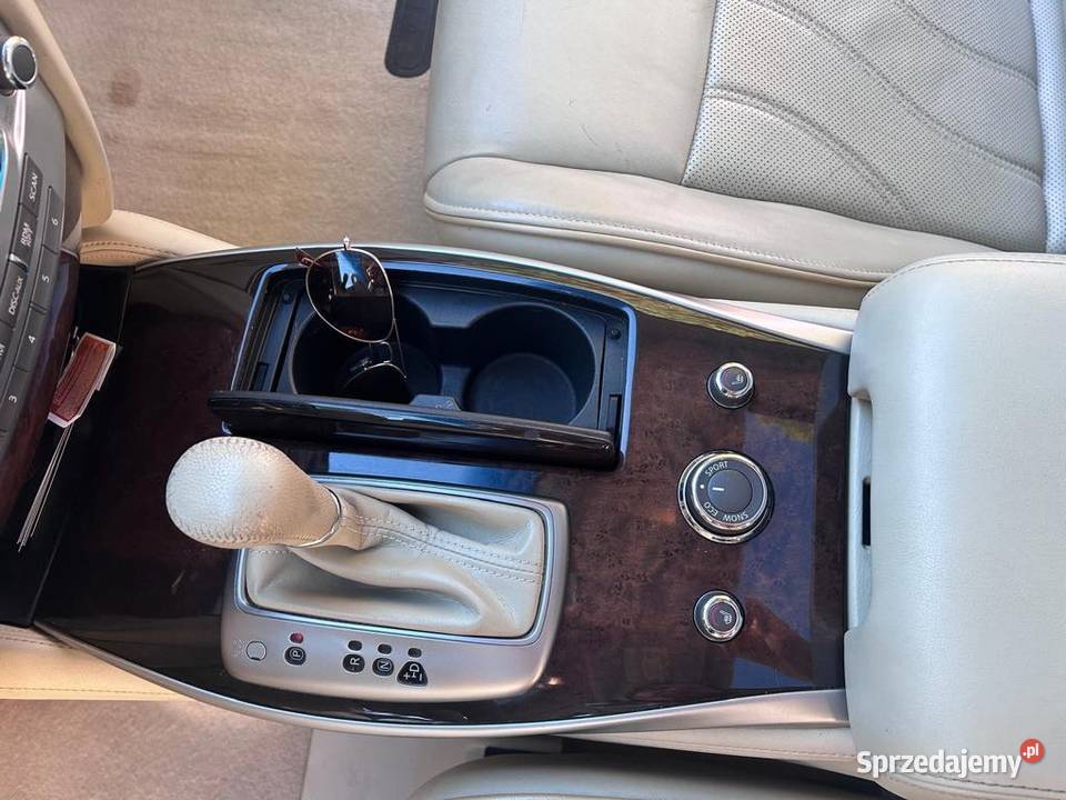 Infiniti Jx 35 Wersja biała ciekawy model hak Jaroszowa Wola sprzedam