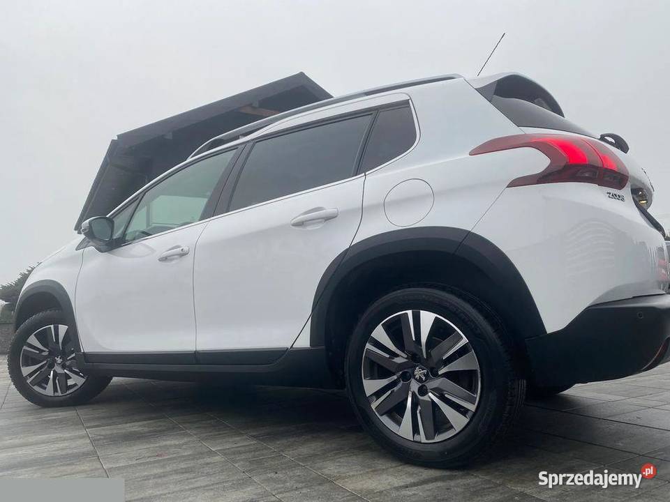 Peugeot 2008 12 Pure Tech GPF Allure 110 2016r kujawsko-pomorskie Grudziądz