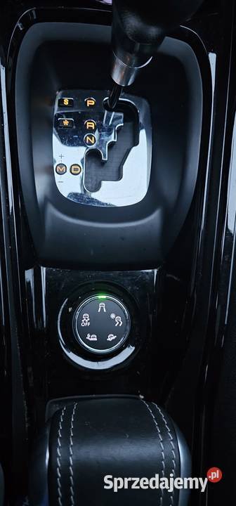 Piękny Peugeot 2008 światła przeciwmgielne Słupsk