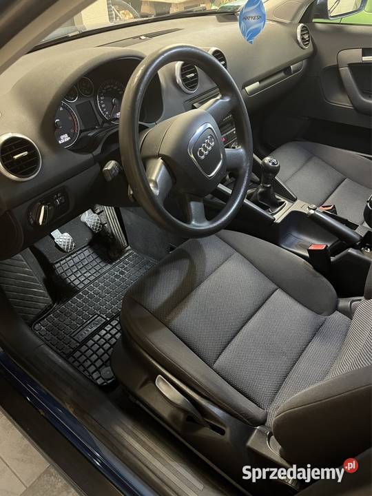 Audi A3 8P Sportback 20 TDI 140 światła przeciwmgielne A3 Kluczbork