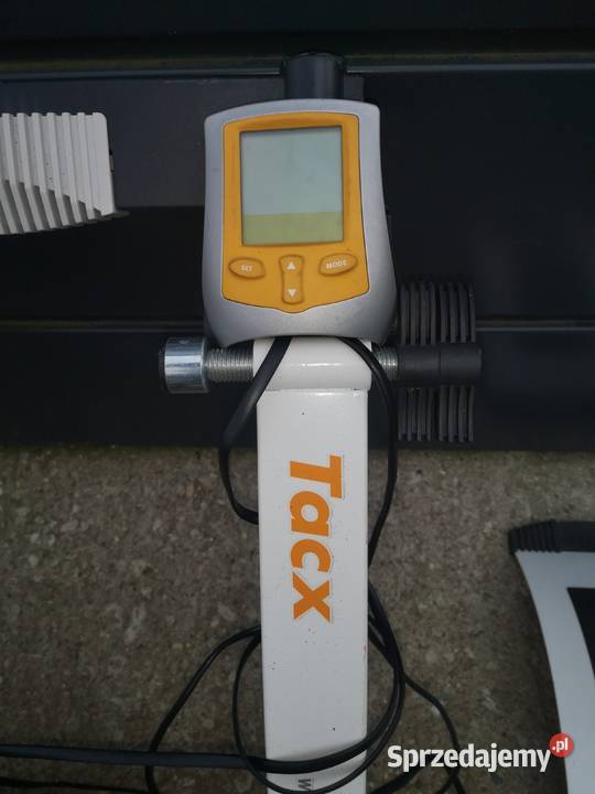 Trenażer Tacx flow z licznikiem sprzedam