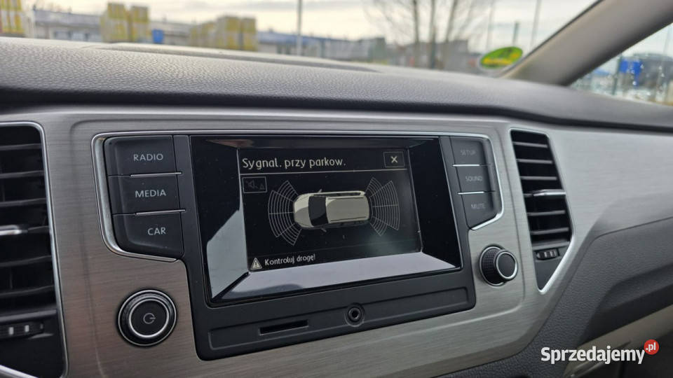 Volkswagen Golf Sportsvan malutki przebieg 28 manualna Lębork