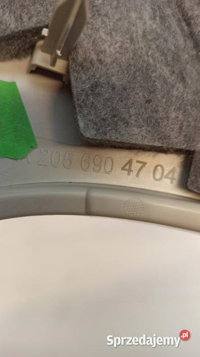 OSŁONA POSZYCIE SŁUPKA LEWE W205 A2056904704 sprzedam