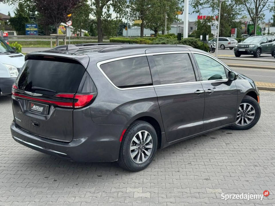 Chrysler Pacifica 2022 Chrysler Pacifica Touring Warszawa