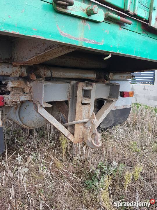 Przyczepa do zboża 8 ton z wywrotem na tył sprzedam