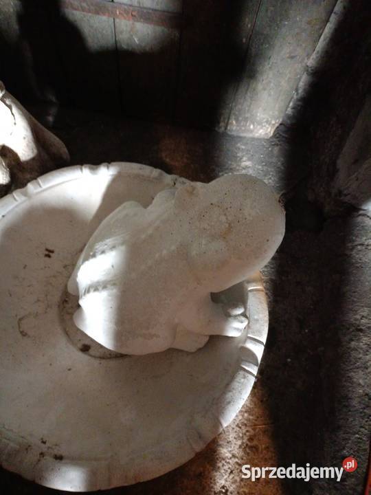 Figurki betonowe kujawsko-pomorskie Gołoty sprzedam