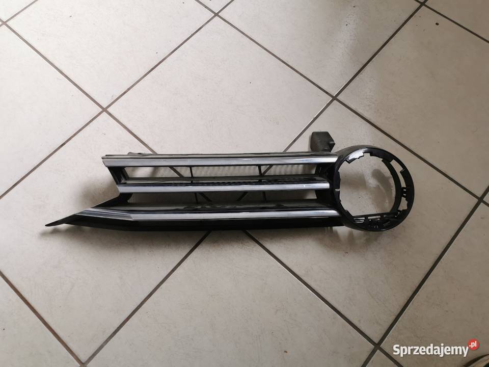 Grill atrapa vw touran 5TA 5TA853655 Złocieniec