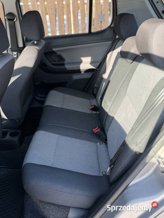 Skoda Fabia 14 MPi 2009r 142000 Grodzisk Mazowiecki