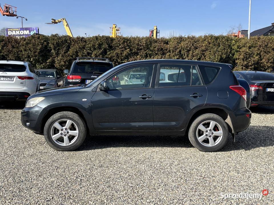 Toyota RAV4 światła przeciwmgielne Samochody osobowe sprzedam