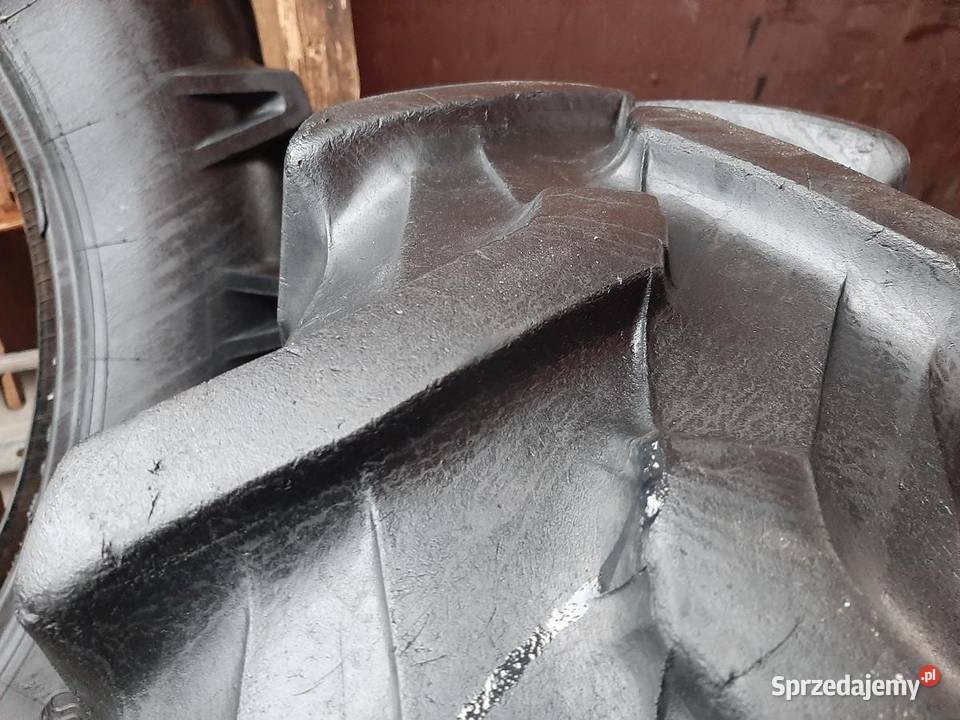 Opona używana rolnicza 124R20 PIRELLI TM200 400 podlaskie Zaścianki