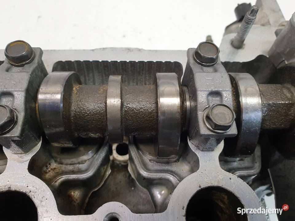 Toyota Yaris III 15 HYBRID GŁOWICA CYLINDRÓW Chełm