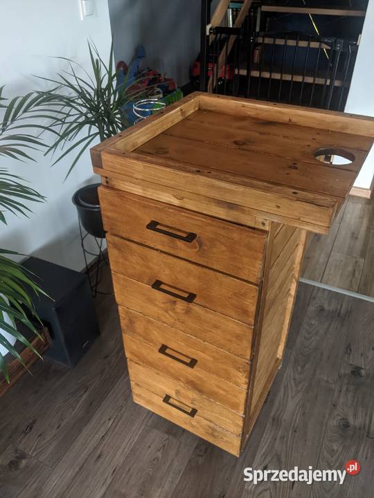 Pomocnik fryzjerski drewniany dolnośląskie Oleśnica