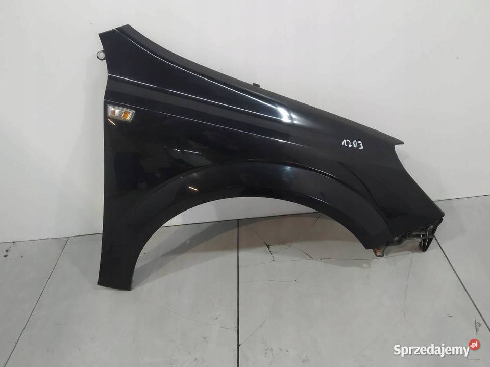 BŁOTNIK PRAWY PRZÓD CZARNY Opel Astra III Błotniki