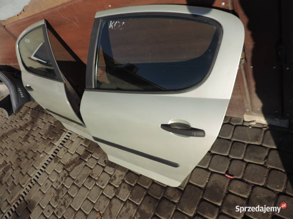 DRZWI LEWY TYŁ PEUGEOT 407 SEDAN KCVD Nowy Sącz sprzedam