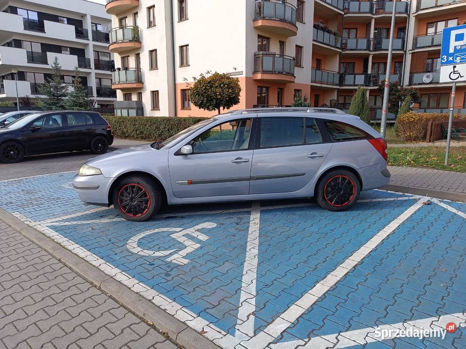 Renault Laguna 18 16V 120 KLIMASKÓRAXENONSALON Żyrardów
