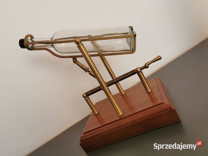 Regulowany stojak na butelkę alkoholu mosiądz sprzedam