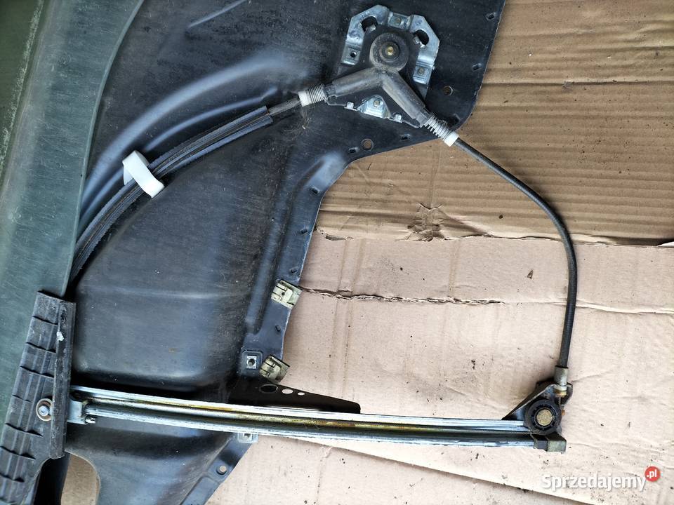 AUDI 80B3 B3 MECHANIZM PODNOŚNIK SZYBY PRAWY osobowe Kamień-Kolonia