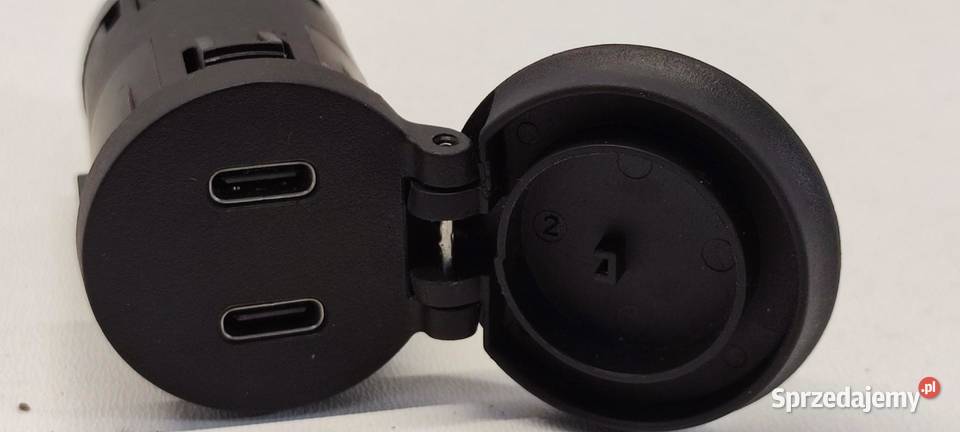 VOLVO XC40 PORT GNIAZDO USB 32231928 sprzedam
